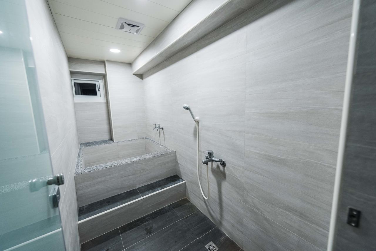Luftpause Hostel Kaohsiung Eksteriør billede